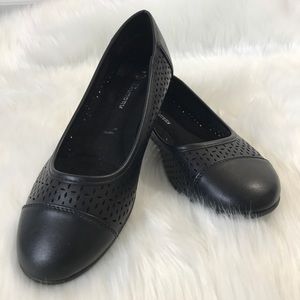 (3X$20🛍) Black ballet flats